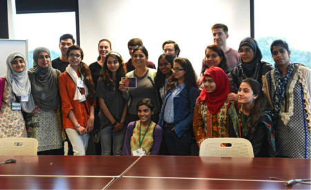 Eureka/Nanodiscovery Program students pose for a photo