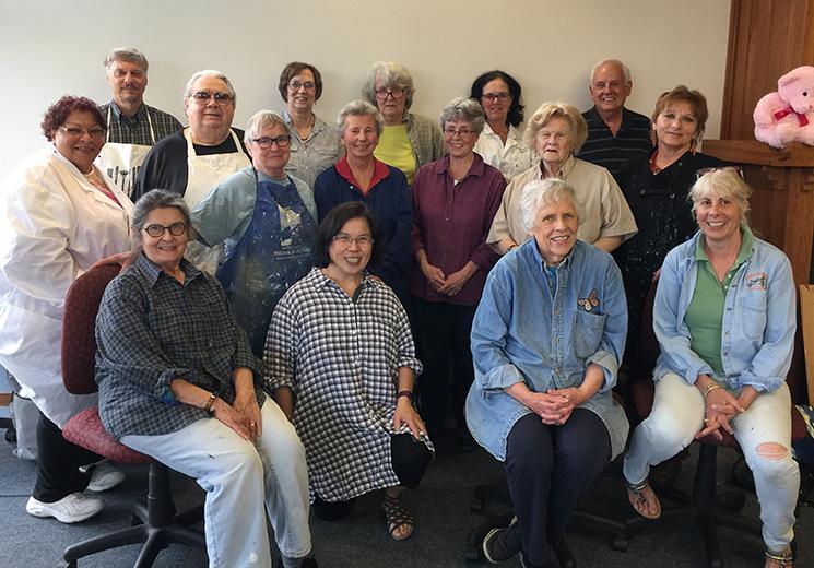 Group photo of students in the art class