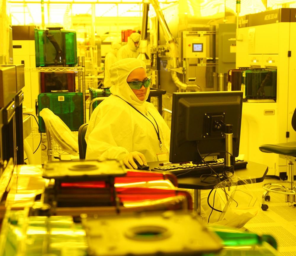 SUNY Poly's Cleanroom