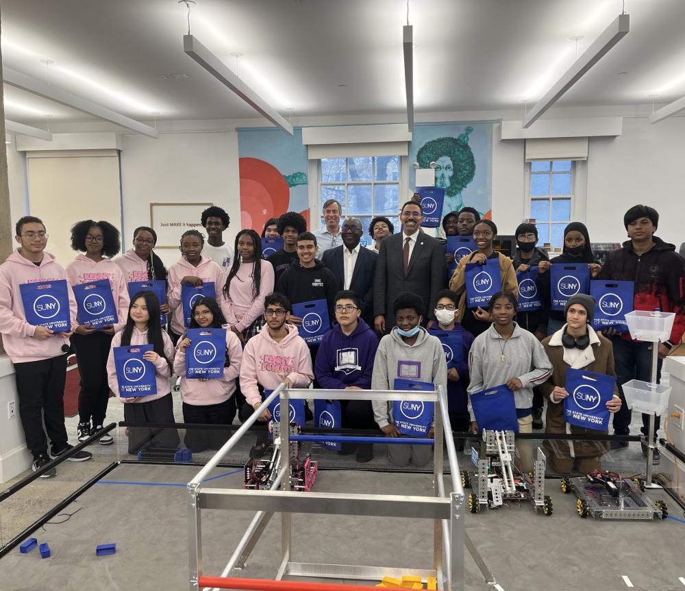 Dr. Soboyejo and Chancellor King w/Students